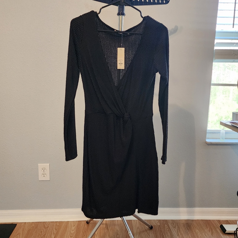 Elegant Black Knit Dress